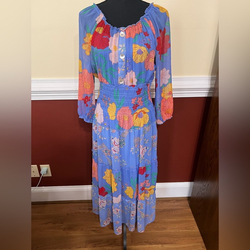 Figueroa & Flower Blue Tiered Smocked Floral Midi Dress Size M